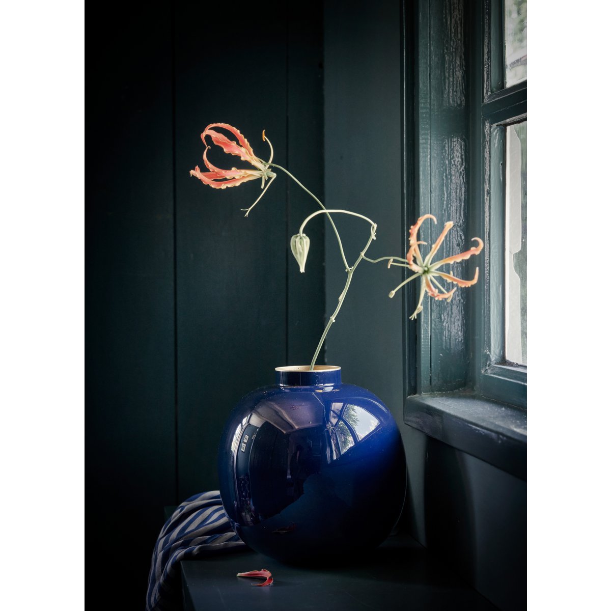 Vase Metall Blau 23cm - BITANGELHOMES