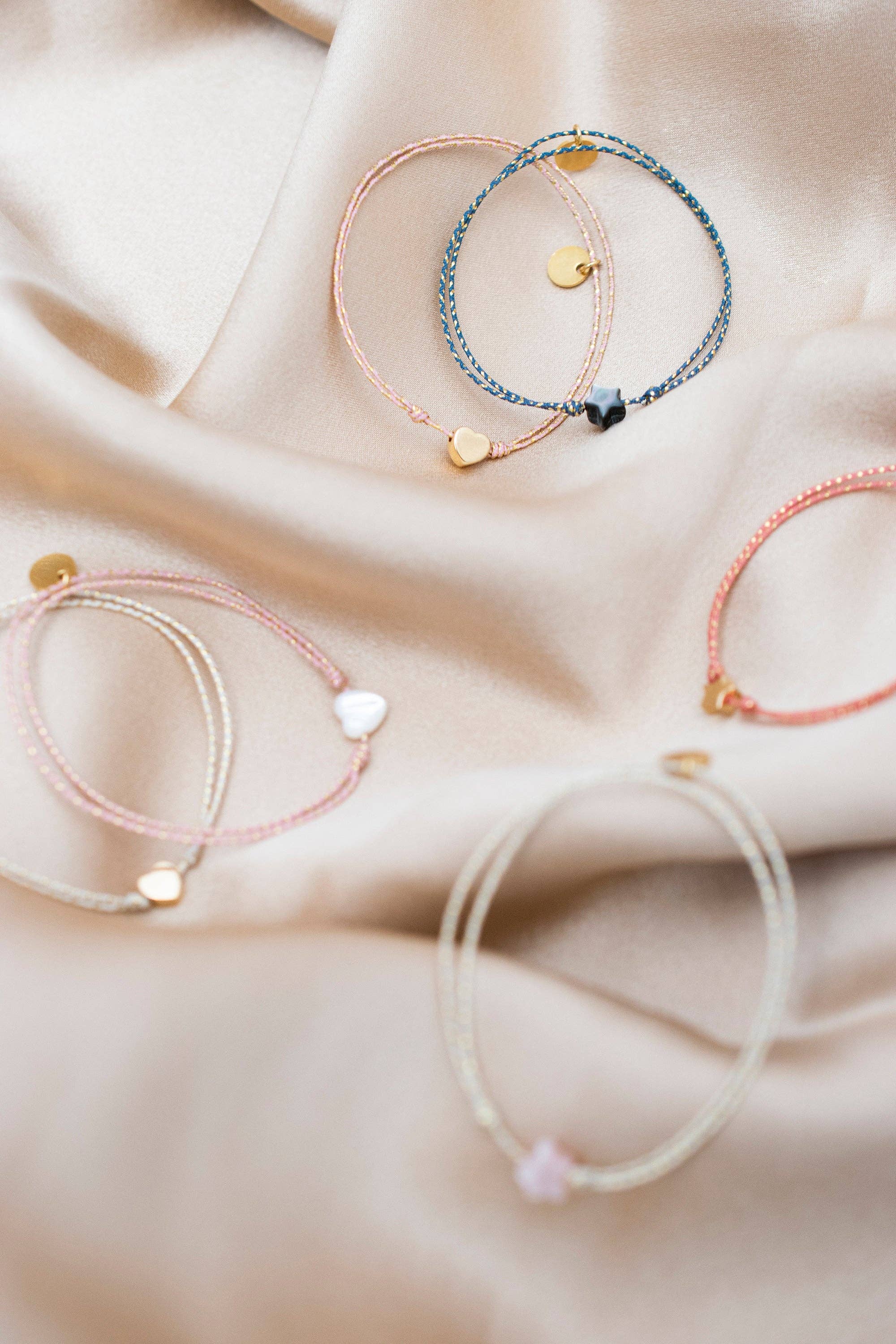 Le Petit Lien de Paris Armband hellblau mit Perlmutt-Stern - BITANGELHOMES