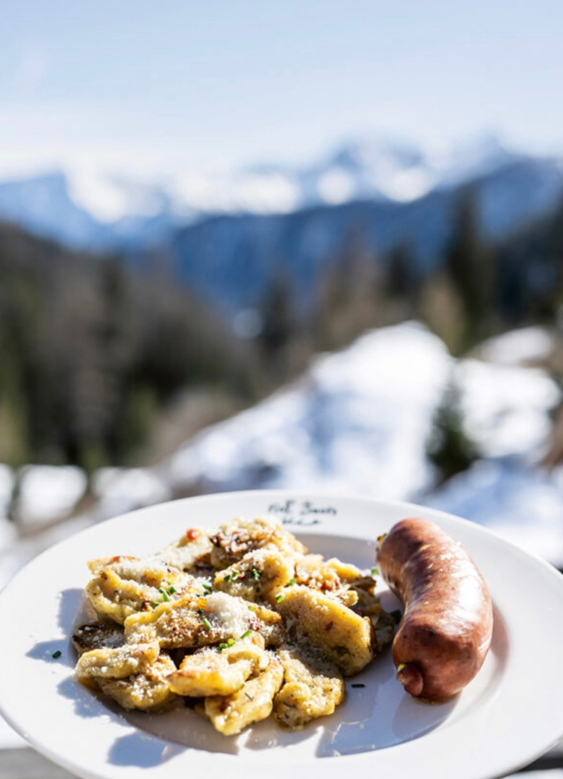 Zu Gast im Engadin. Sehnsuchtsorte, Originalrezepte und Geheimtipps - BITANGELHOMES