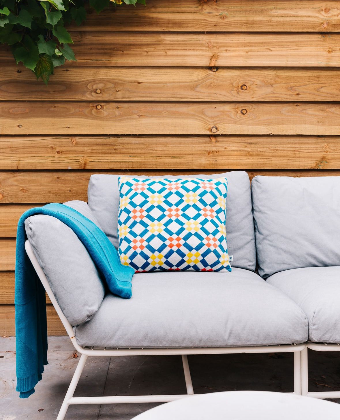 Agatha Porto Mykonos Baumwolldecke petrol - BITANGELHOMES