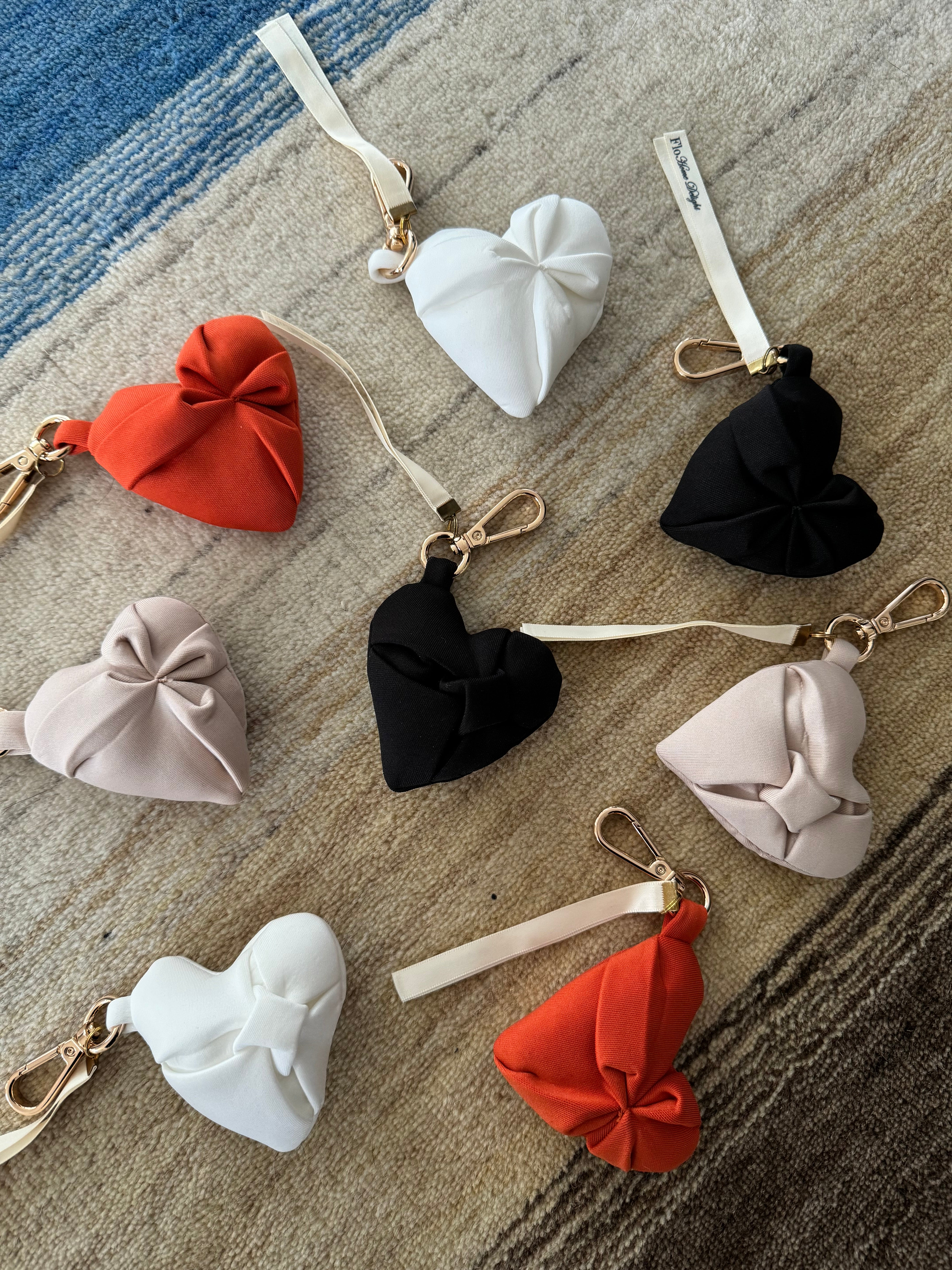 Flo Home Delight Herz-Schlüsselanhänger nude 7x7cm - BITANGELHOMES