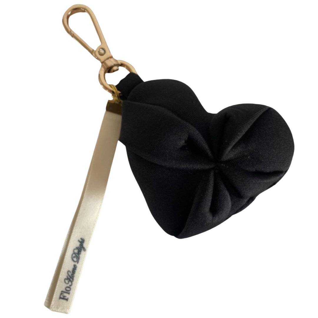 Flo Home Delight Schlüsselanhänger Herz schwarz - BITANGELHOMES