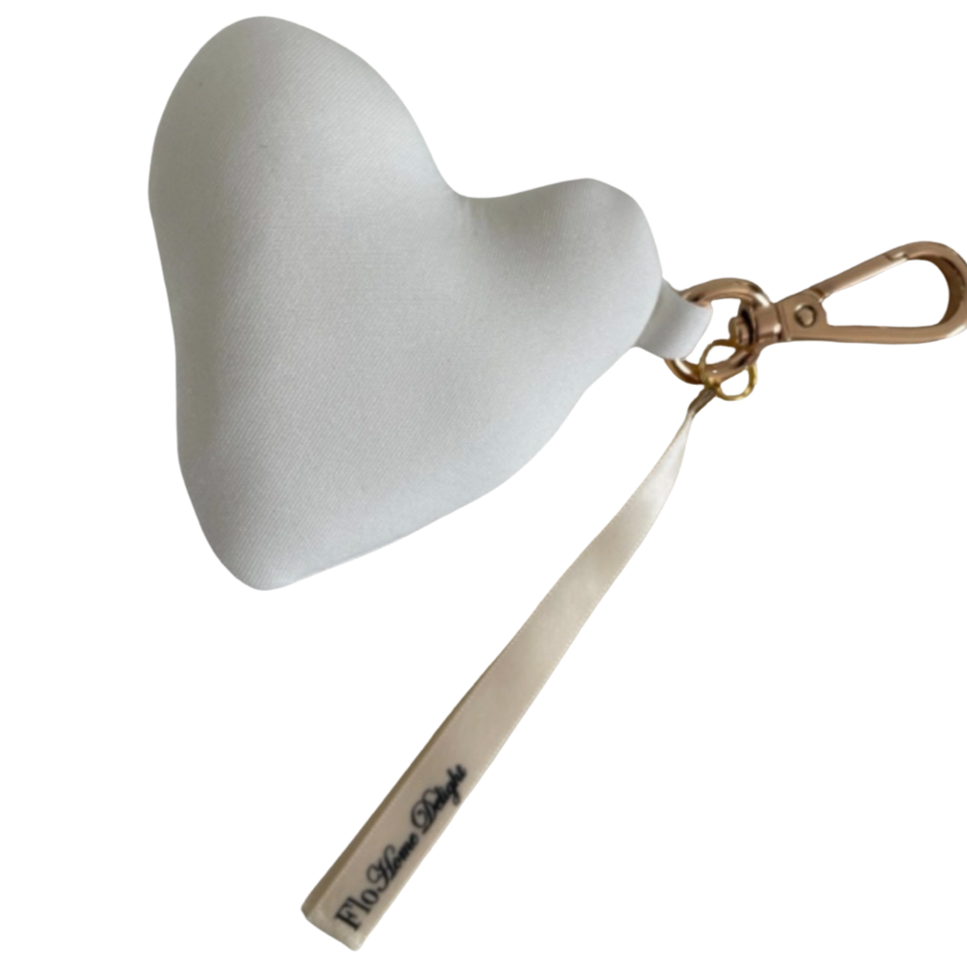 Flo Home Delight Schlüsselanhänger Herz weiß - BITANGELHOMES