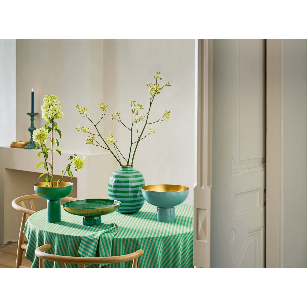 Niedriges Tablett aus Metall, dunkelgrün, 12,50 x 35 cm - BITANGELHOMES