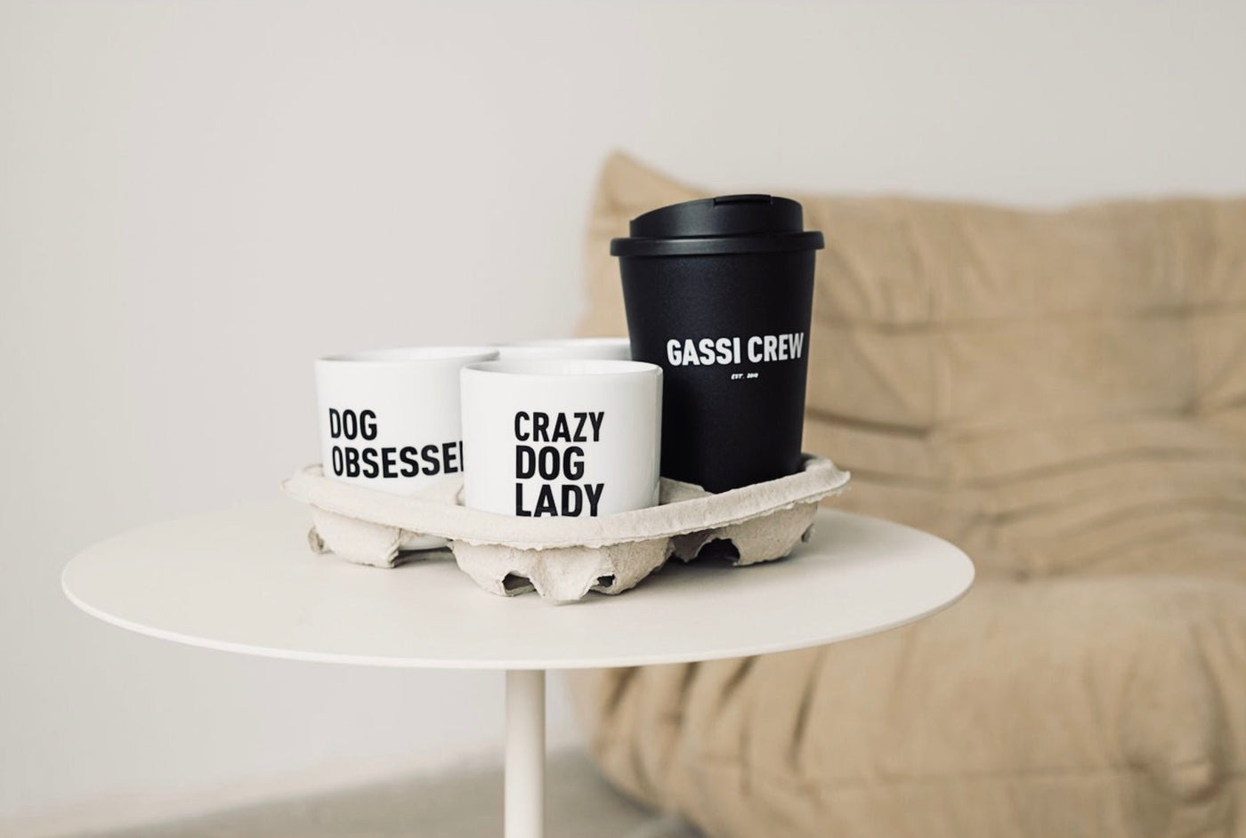 Lieblingspfote Porzellan Cup wahlweise DOGMOM, DOGDAD, OH MY DOG, I LOOK NORMAL ca. 300ml - Bitangel RENOVATE & FURNISH HOMES GmbH