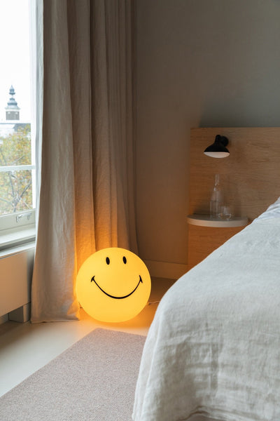 Mr Maria Smiley Lampe wahlweise Bundle of light, Star light & Lampe XL, 12x12x11cm, 25x25x23cm, 45x45x40cm - Bitangel RENOVATE & FURNISH HOMES GmbH