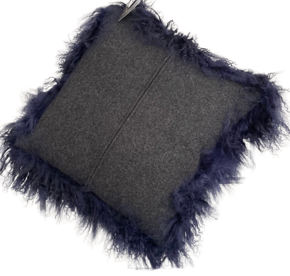 Edles Tibet Lamm Kissen aus Schurwoll-Walk 50x50cm - BITANGELHOMES