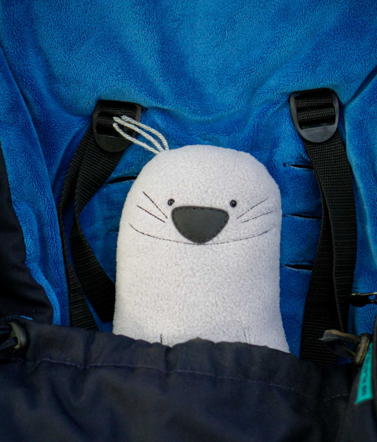 Maua Gang London Nicky Serious Seal grau & Johnny Alligator türkis - BITANGELHOMES