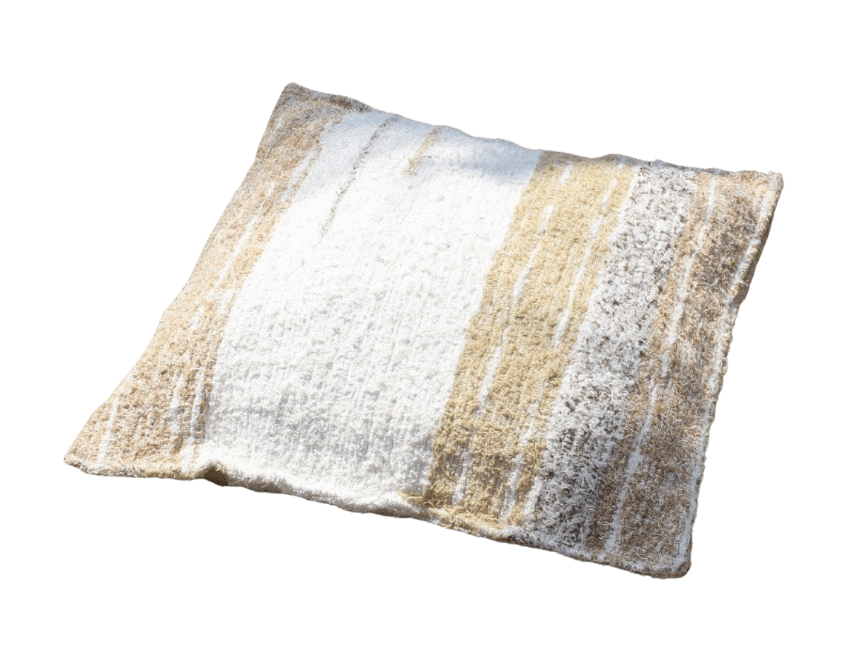 Amour Sud Marbella handgewebtes Kissen inklusive Füllung in mokka & weiß - 60 x 60 cm - Bitangel RENOVATE & FURNISH HOMES GmbH