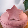 Bettys Home Samtkissen Stern wahlweisen in Rose‘, Grün, Blau mit antiallergenes Fasern ca. B32XD10cm - Bitangel RENOVATE & FURNISH HOMES GmbH