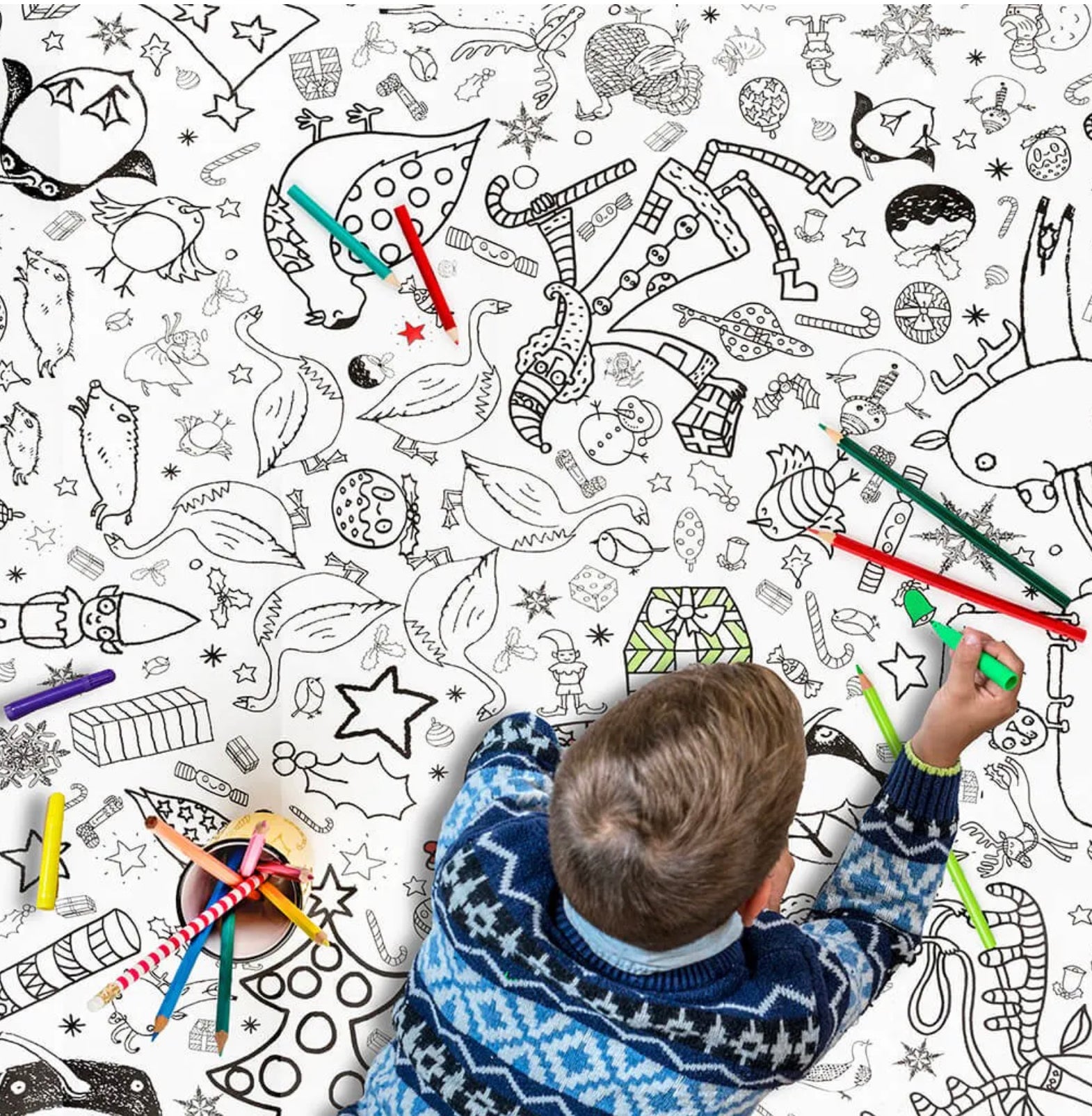 Eggnogg London Christmas/Weihnachten Ausmal-Tischdecke ca. 1270mmx950mm aus FSC-zertifiziertem Papier - Bitangel RENOVATE & FURNISH HOMES GmbH