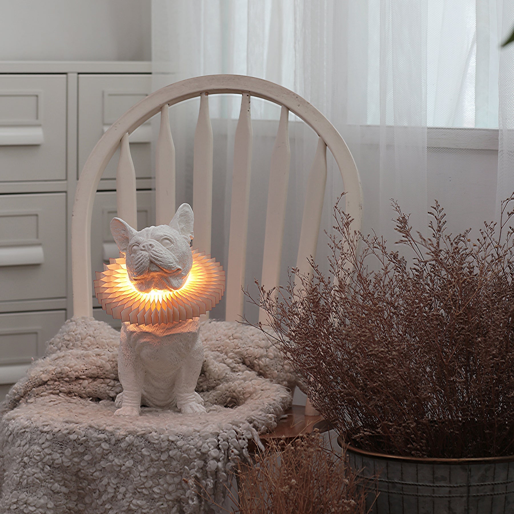 Haoshi Bulldog-LED-Leuchte ca. 17x27x31,5 cm - Bitangel RENOVATE & FURNISH HOMES GmbH