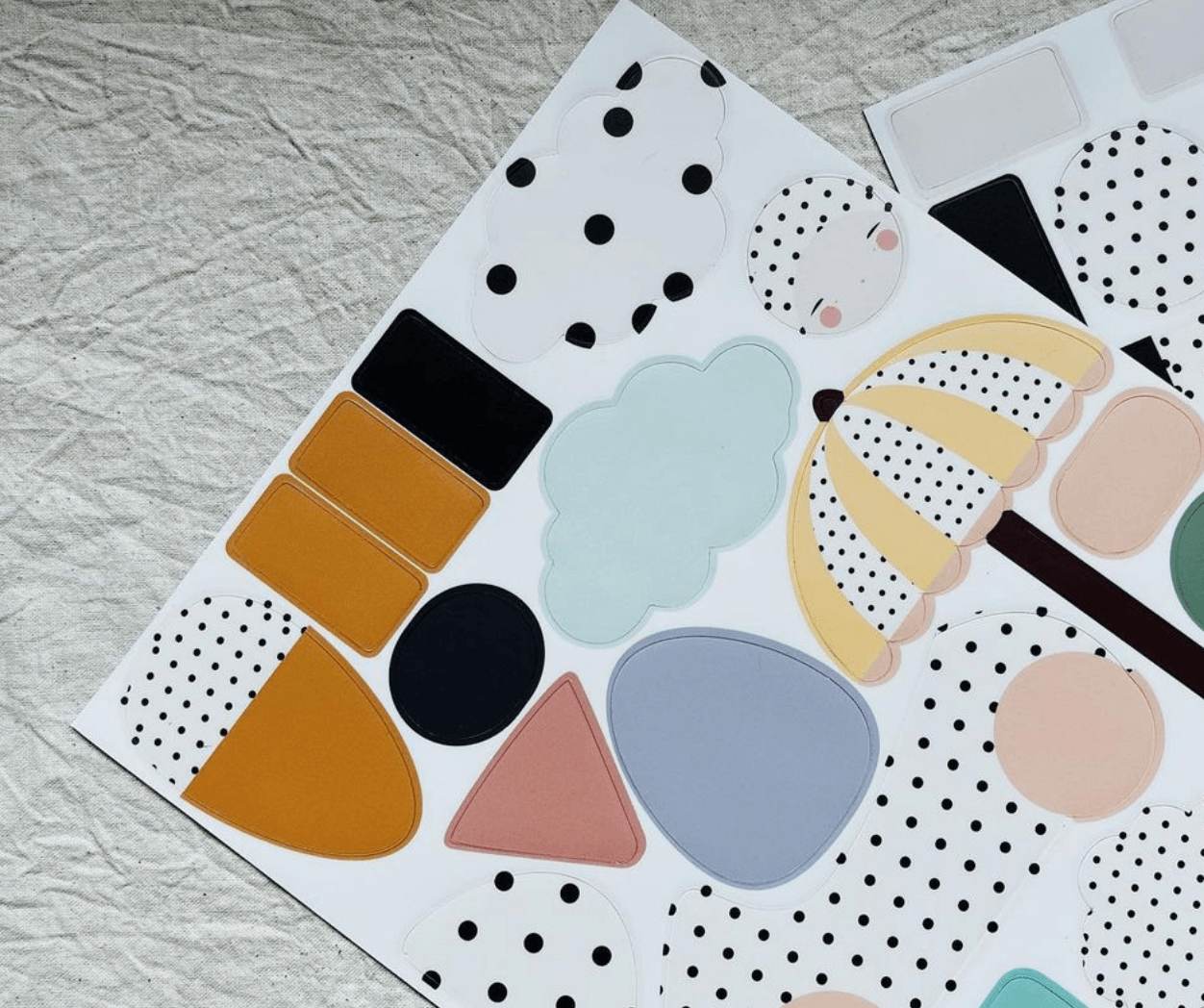 Ma Cabane à Rêves 46 Magnete La Fabrikapois Familien-Magnetset - Bitangel RENOVATE & FURNISH HOMES GmbH