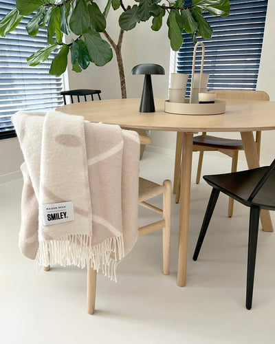 Smiley®-Decke creme aus neuseeländischer Wolle ca. 130x200cm - Bitangel RENOVATE & FURNISH HOMES GmbH