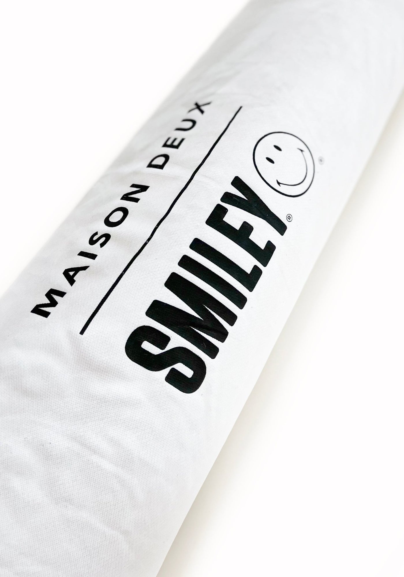 Smiley® Teppich aus 100% neuseeländischer Wolle ca. 180x150cm - Bitangel RENOVATE & FURNISH HOMES GmbH